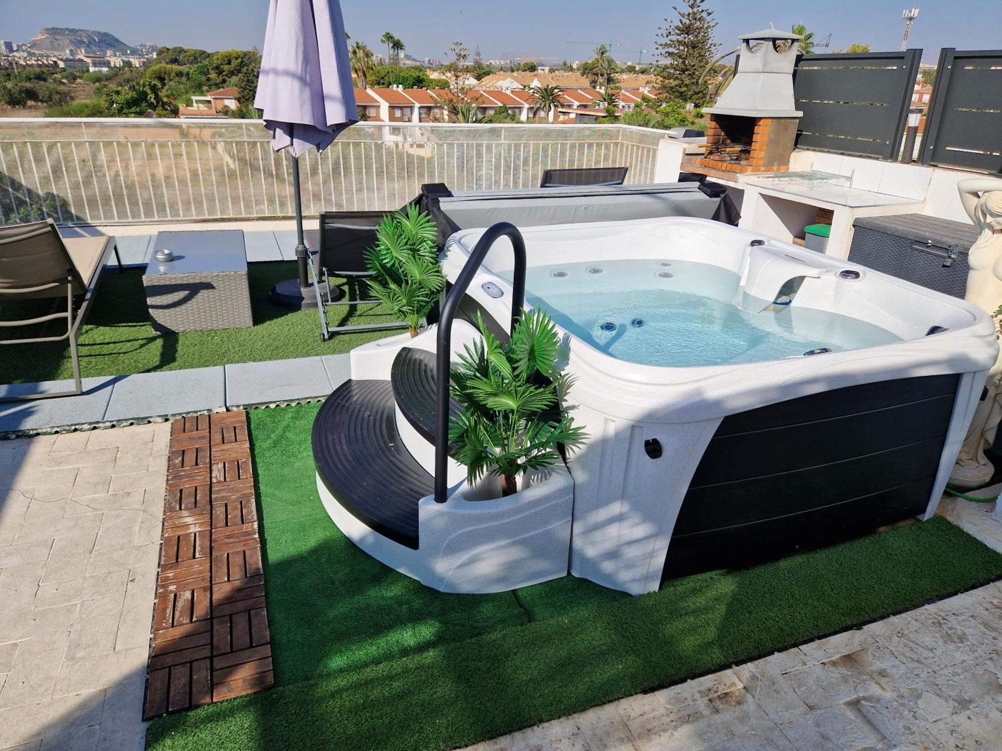 Lovely Beach House With Terrace San Juan Alicante El Campello Eksteriør billede